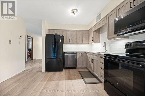35 - 624 Lakeshore Drive, North Bay (Ferris), ON - Indoor Photo Showing Kitchen