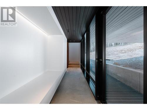 2060 Mcmurdo Road, Golden, BC - Indoor Photo Showing Other Room