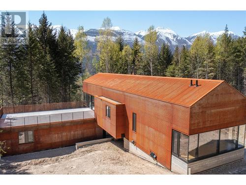 2060 Mcmurdo Road, Golden, BC - Outdoor