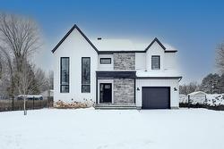 530 Rue Pierre-Lebeau  Farnham, QC J2N 2V5