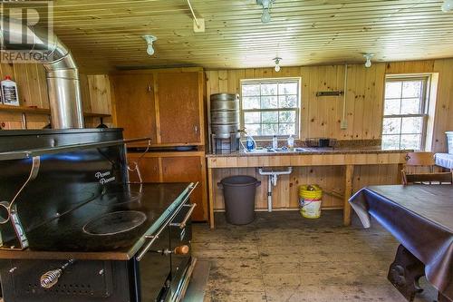 End Of Warnock Rd, Iron Bridge, ON - Indoor