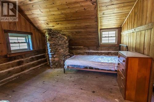 End Of Warnock Rd, Iron Bridge, ON - Indoor