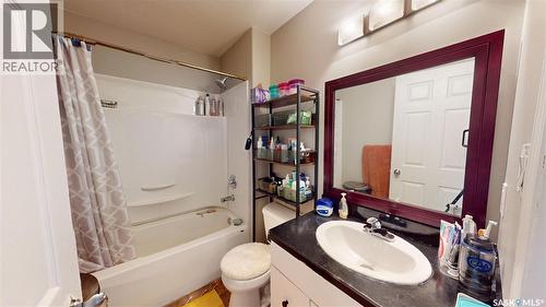 710 Weldon Avenue, Saskatoon, SK - Indoor Photo Showing Bathroom