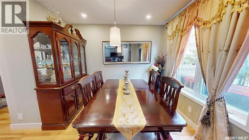 710 Weldon Avenue, Saskatoon, SK - Indoor Photo Showing Dining Room