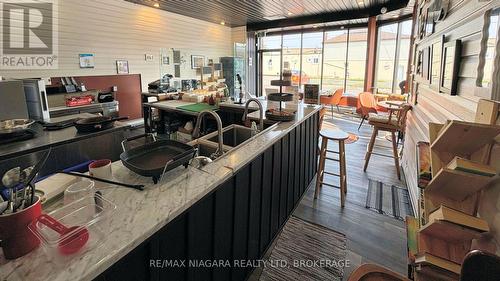 2 - 6119 Main Street, Niagara Falls (Dorchester), ON 