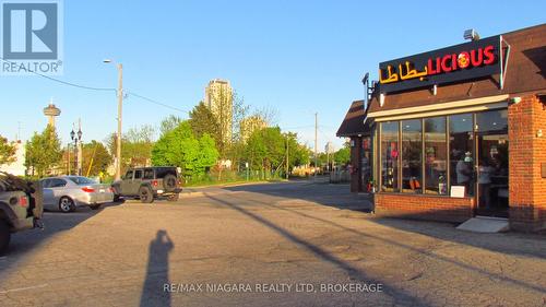 2 - 6119 Main Street, Niagara Falls (Dorchester), ON 