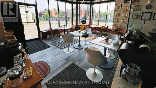 2 - 6119 Main Street, Niagara Falls (Dorchester), ON 