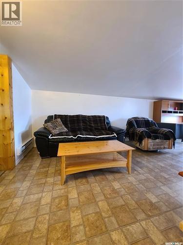 48 Main Street, Manor, SK - Indoor