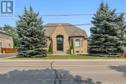 294 SUNSET BEACH ROAD  Richmond Hill, ON L4E 3H2