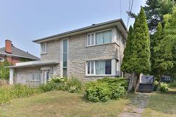 1 Rue Principale E.  Farnham, QC J2N 1L2