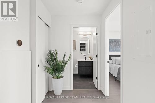 521 - 560 Rideau Street, Ottawa, ON - Indoor Photo Showing Other Room