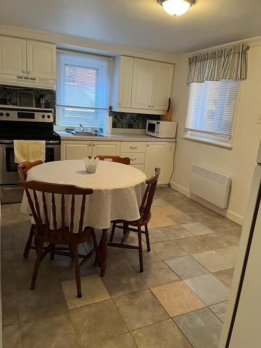 Kitchen - 1924  - 1926 Rue De Bergerville, Québec (Sainte-Foy/Sillery/Cap-Rouge), QC - Indoor