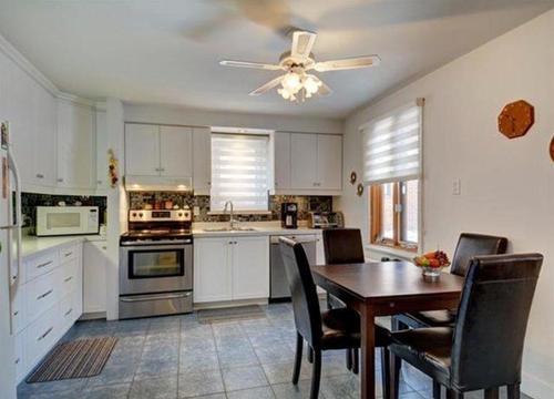 Kitchen - 1924  - 1926 Rue De Bergerville, Québec (Sainte-Foy/Sillery/Cap-Rouge), QC - Indoor