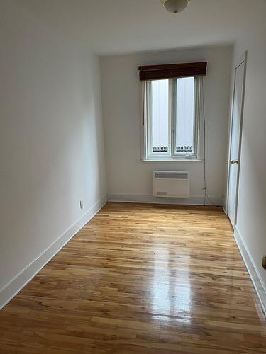 Bedroom - 1924  - 1926 Rue De Bergerville, Québec (Sainte-Foy/Sillery/Cap-Rouge), QC - Indoor Photo Showing Other Room