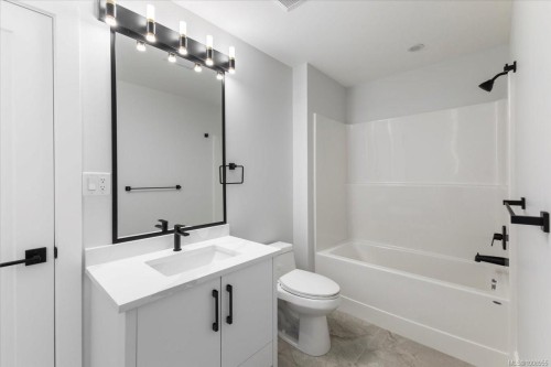 3856 Gulf View Rd Ne, Nanaimo, BC 