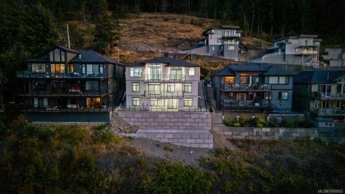 3856 Gulf View Rd Ne, Nanaimo, BC 