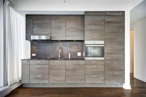 Cuisine - 1011-1155 Rue De La Montagne, Montréal (Ville-Marie), QC - Indoor Photo Showing Other Room