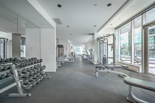 Salle d'exercice - 1011-1155 Rue De La Montagne, Montréal (Ville-Marie), QC - Indoor Photo Showing Gym Room