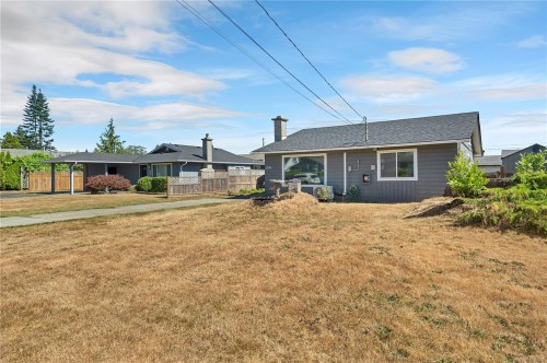 2141 Arnason Rd, Campbell River, BC 