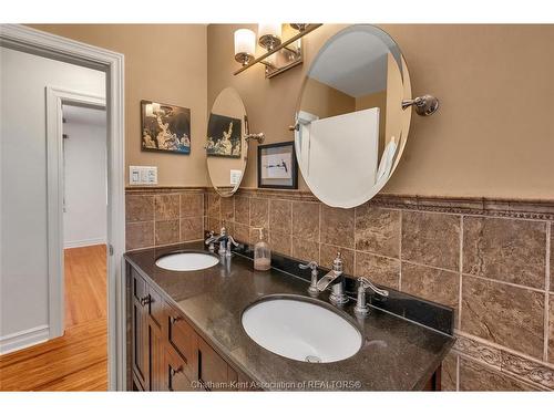 7677 Riverview Line, Chatham, ON 