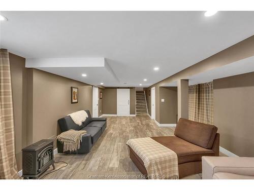 7677 Riverview Line, Chatham, ON 