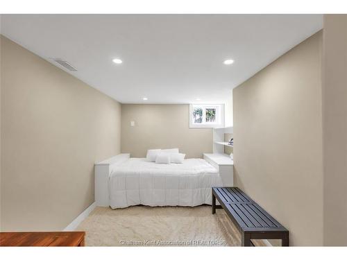 7677 Riverview Line, Chatham, ON 