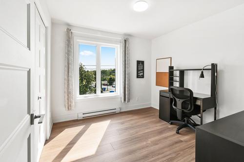 Chambre à coucher - 301-60 Rue Chénier, Saint-Philippe, QC - Indoor Photo Showing Office