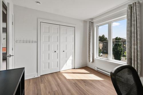 Chambre à coucher - 301-60 Rue Chénier, Saint-Philippe, QC - Indoor Photo Showing Other Room