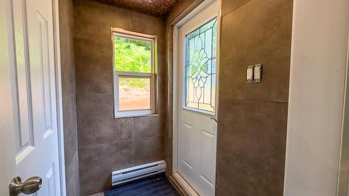 Hall d'entrée/Vestibule - 3255 Route 327, Harrington, QC - Indoor