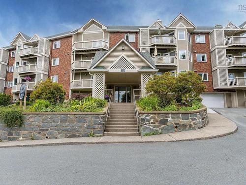 301 80 Spinnaker Drive, Halifax, NS 