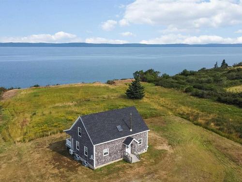 885 Fort Point Road, Ashmore, NS 