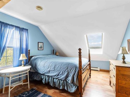 885 Fort Point Road, Ashmore, NS 