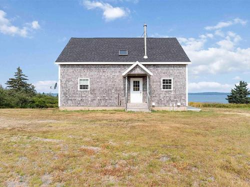 885 Fort Point Road, Ashmore, NS 