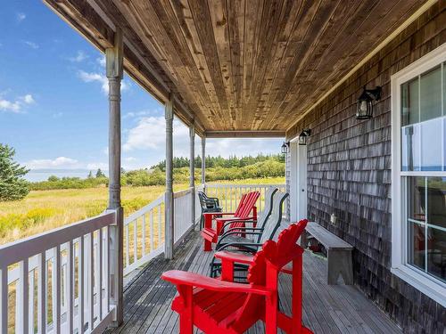 885 Fort Point Road, Ashmore, NS 