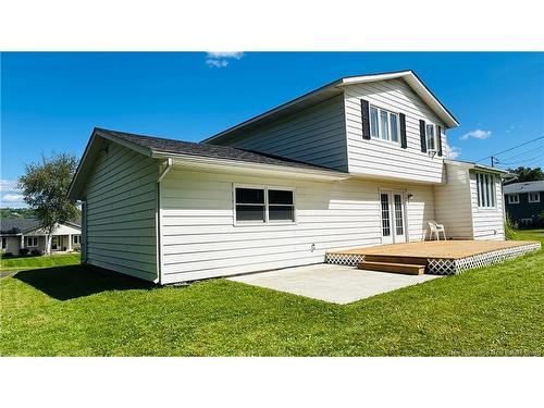 131 Riverside Dr, Woodstock, NB 