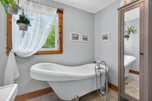 Salle de bains - 126 Ch. Des Simoneau, Lac-Simon, QC - Indoor Photo Showing Bathroom