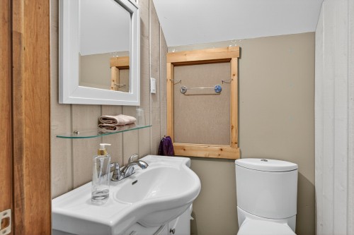 Salle d'eau - 126 Ch. Des Simoneau, Lac-Simon, QC - Indoor Photo Showing Bathroom