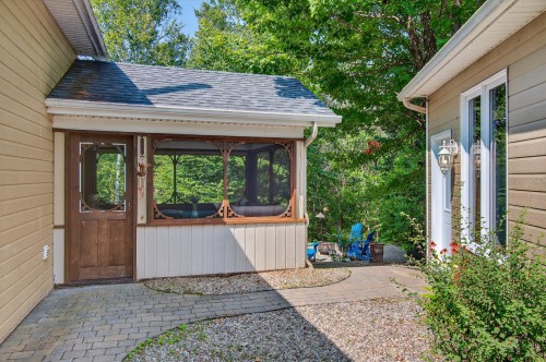 Véranda - 126 Ch. Des Simoneau, Lac-Simon, QC - Outdoor With Exterior