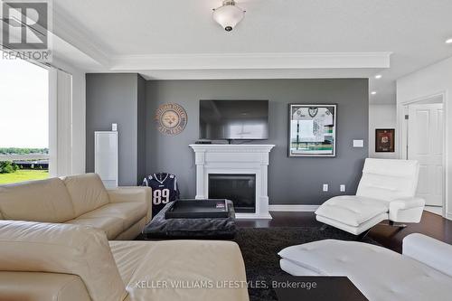 1004 - 1030 Coronation Drive, London North (North I), ON - Indoor Photo Showing Living Room With Fireplace