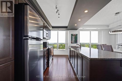 1004 - 1030 Coronation Drive, London North (North I), ON - Indoor Photo Showing Kitchen With Upgraded Kitchen