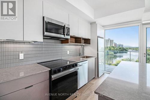 1312 - 280 Montgomery Street, Ottawa, ON - Indoor Photo Showing Kitchen