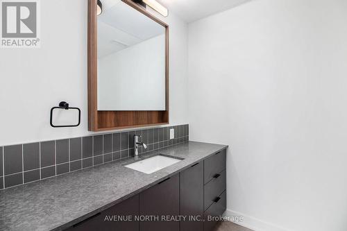 1312 - 280 Montgomery Street, Ottawa, ON - Indoor Photo Showing Bathroom