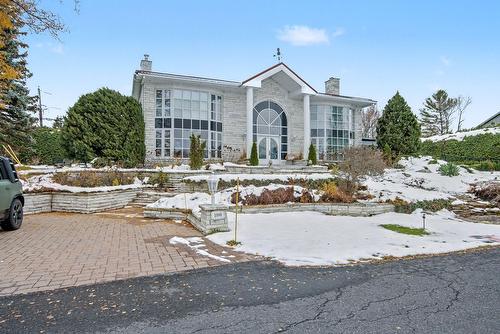 Frontage - 1080 Rue Ste-Thérèse, Saint-Jean-Sur-Richelieu, QC - Outdoor