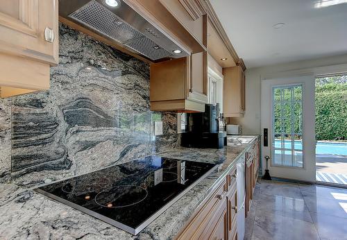 Kitchen - 1080 Rue Ste-Thérèse, Saint-Jean-Sur-Richelieu, QC - Indoor Photo Showing Kitchen