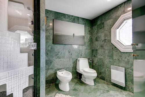 Bathroom - 1080 Rue Ste-Thérèse, Saint-Jean-Sur-Richelieu, QC - Indoor Photo Showing Bathroom