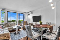 505-500 Rue St-Georges  Saint-Lambert, QC J4P 3R1