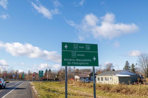 Nearby - Rue Léger, Rivière-Beaudette, QC 