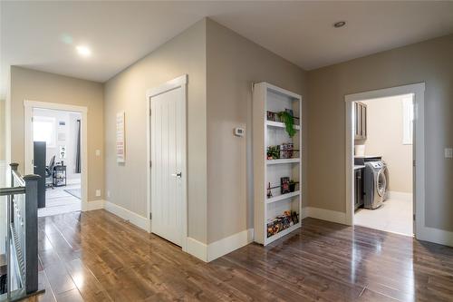 1180 Shuswap Street, Salmon Arm, BC - Indoor Photo Showing Other Room