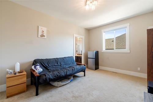 1180 Shuswap Street, Salmon Arm, BC - Indoor