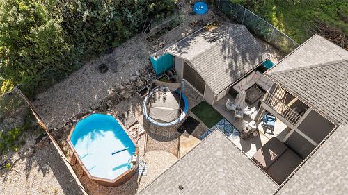 1180 Shuswap Street, Salmon Arm, BC - Outdoor